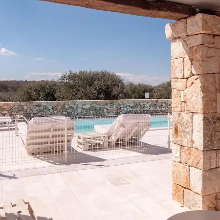 Trullo Del Cocchiere Hébergement de vacances *